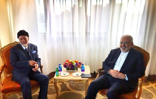 رایزنی ظریف و وزیر خارجه عمان در نیویورک