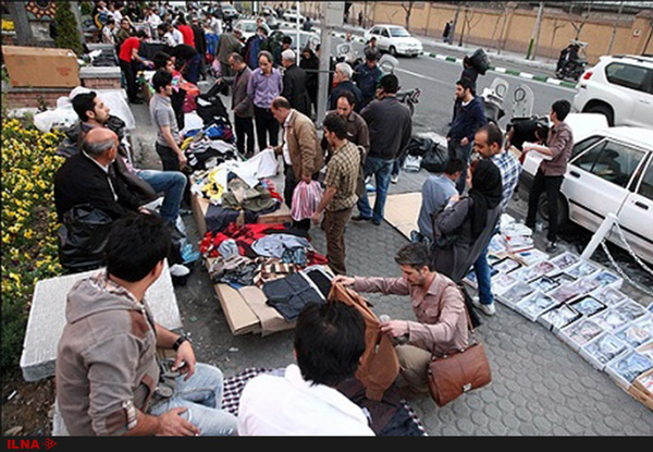نامه برخی از صاحبنظران، روزنامه‌نگاران و فعالان اجتماعی به حناچی و شورای شهر تهران   ساماندهی دستفروشان به معنای حذف آنها نیست