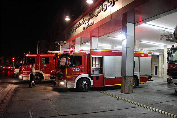 یک دستگاه خودرو سنگین اطفا حریق به ناوگان آتش نشانی اضافه شد