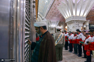 بدرقه 22 هزار امدادگر هلال احمر از جوار حرم امام خمینی (س)