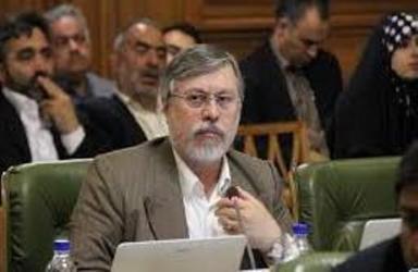 سرخو:کمیته نظارت بر صدور مجوز خرید کالا در شورای شهر تهران تشکیل شود