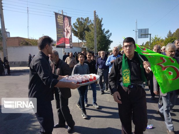 همایش پیاده روی جاماندگان اربعین حسینی در دامغان برگزار شد