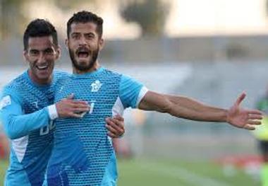 استقلال به دنبال جذب مهاجم پیکان
