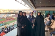 حضور چهار نماینده مجلس زن در ورزشگاه آزادی + عکس