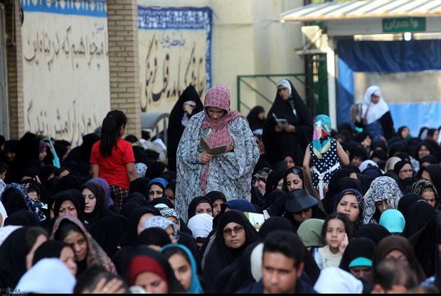 مردم خوزستان دعای روحبخش عرفه را زمزمه کردند
