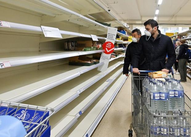 بی توجهی اروپایی‌ ها به قرنطینه
