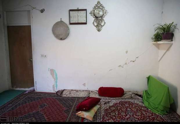 زلزله کرمانشاه به43 روستا و یک شهر خسارت زد