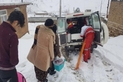 نجات مادر باردار نهاوندی از محاصره برف