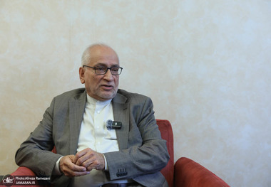 حسین مرعشی: شرایط کشور را باید از «نه جنگ نه صلح» به سمت ثبات ببریم/ منتظر هیچ تغییری در صداوسیما نباشید/ تا زمانی که ثبات سیاسی برقرار نشود، اقتصاد حرکت نخواهد کرد