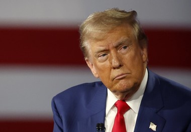 رسوایی بزرگ؛اطلاعات محرمانه مشاوران ترامپ در اینترنت به فروش می‌رسد