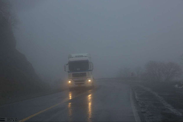 دید افقی در برخی جاده‌های کردستان تا ۵۰ متر کاهش یافت