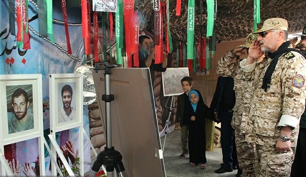 گشایش نمایشگاه رزمی - فرهنگی دفاع مقدس در تبریز