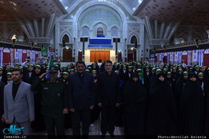 تجدید میثاق دانش آموزان بسیجی و مسئولین سازمان بسیج دانش آموزی با آرمان های حضرت امام(س)