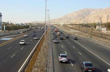 ترافیک در آزادراه های قزوین روان است  فردا روز شلوغ جاده های استان