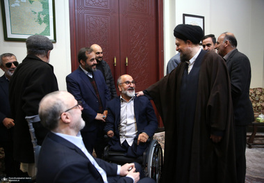 دیدار جمعی از جانبازان دفاع مقدس با سید حسن خمینی 
