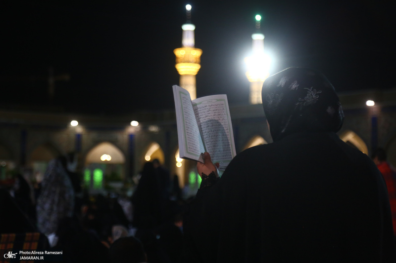 مراسم احیای شب بیست و سوم ماه رمضان در حرم مطهر امام رضا (ع)