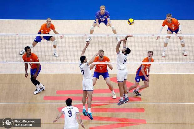 عکس| رونمایی از جام جدید قهرمانی در لیگ ملت های والیبال