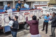 بازاریان یزد پنج میلیارد ریال به سیل زدگان خوزستان کمک کردند