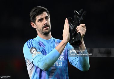 کورتوا همه چیز را گردن گرفت