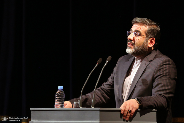 وزیر ارشاد: برای ایرانیان خارج از کشور هیچ ممنوع‌الورودی به کشور نداریم؛ همه می‌توانند بیایند و فعالیت کنند