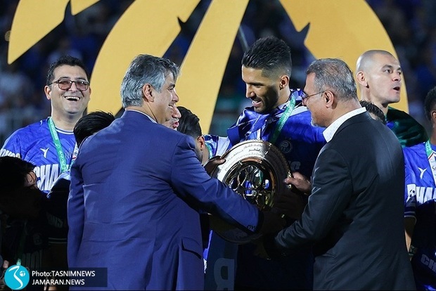 خداحافظی حسینی با استقلال هم جنجالی شد