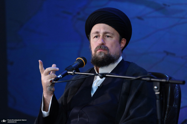  سید حسن خمینی: شرایط خاصی در دنیا پدید آمده است/ این شرایط  می تواند آبستن حوادث خوبی باشد/ بحث های اختلافی را کنار بگذاریم
