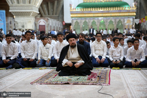 جشن عبادت دانش آموزان منطقه 19 شهر تهران در حرم امام خمینی(س)