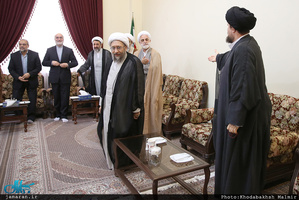 حاشیه تجدید میثاق مسئولان عالی قضایی با آرمان های حضرت امام(س) 