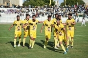 تیم فوتبال ۹۰ ارومیه با پیروزی مقابل بادران تهران دوباره صدرنشین شد