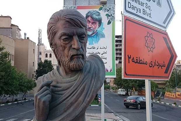 مسجدجامعی از حذف میدان «قیصر امین ‌پور» در تهران انتقاد کرد