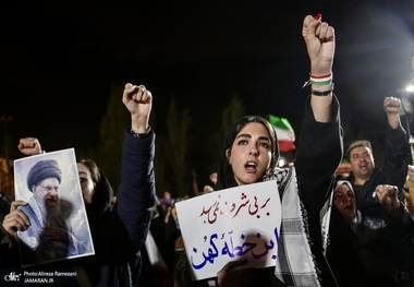 چهل و سومین شب اجتماع پرشور مردم در میدان تجریش