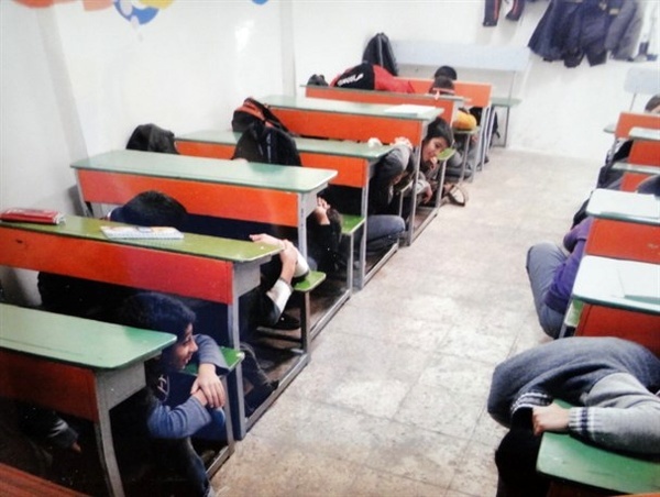 مانور زلزله در مدارس البرز برگزار شد