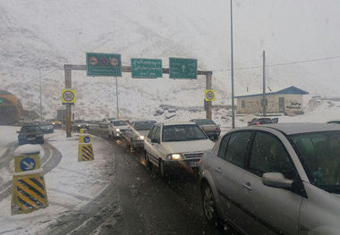 برف جاده کندوان را لغزنده کرد
