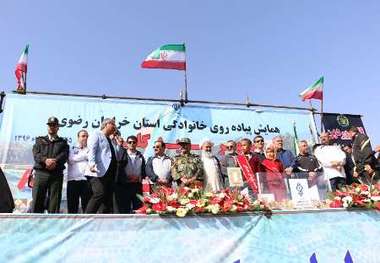 راهپیمایی بزرگ خانوادگی صبح و نشاط در گلبهار برگزار شد