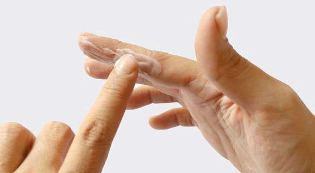 راه های پاک کردن چسب قطره ای از تمام سطوح