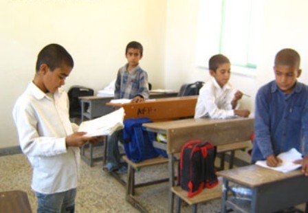 فعالیت 10 مدرسه یک کلاسه روستایی در خمین با یک مدیر آموزگار