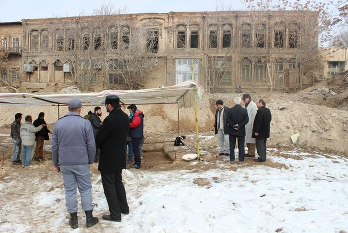 جلوگیری از ورود بانوان باستان‌شناس به محل کاوش‌های ارگ علیشاه