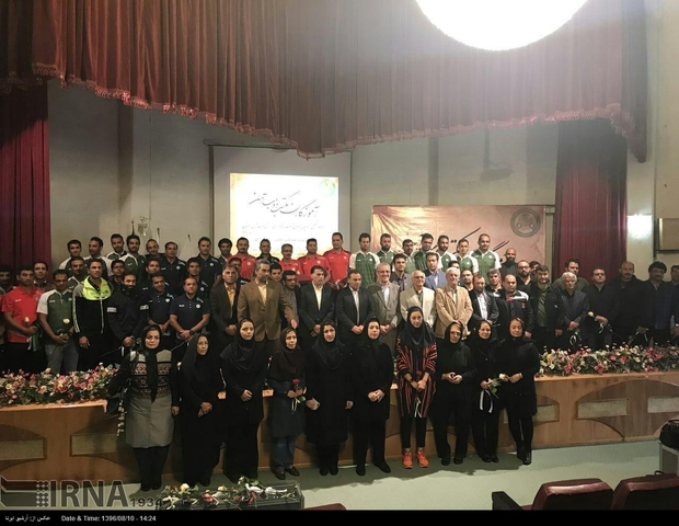اخبار تصویری: مراسم  تجلیل از مربیان ورزشی باشگاه ذوب آهن اصفهان
