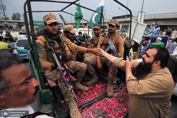انتخابات پرحاشیه پاکستان؛ آیا سیاستمداران می توانند ارتش را کنار بزنند؟