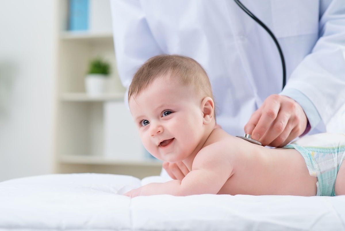 7 علامتی که نشان می‌دهد باید فرزندتان را نزد پزشک ببرید
