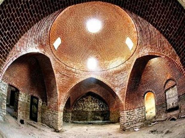 بنای تاریخی حمام اتحادیه ارومیه مرمت می شود