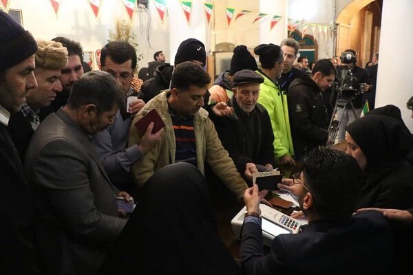 رقابت ٢۴ نفر برای هر کرسی مجلس در حوزه انتخابیه شیراز و زرقان