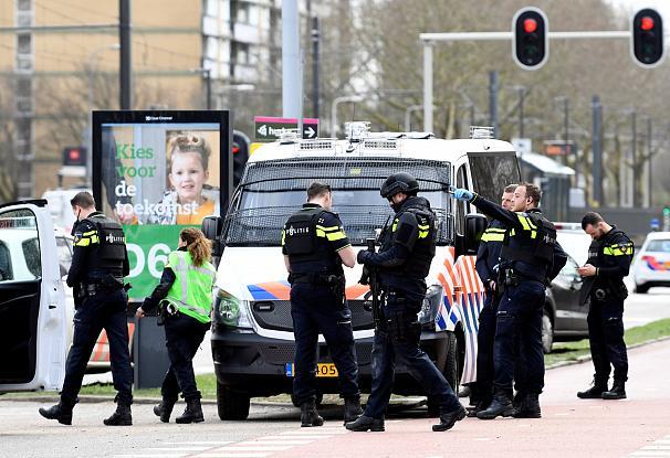 افزایش تلفات تیراندازی در شهر اوترخت هلند به 3 کشته و 9 زخمی