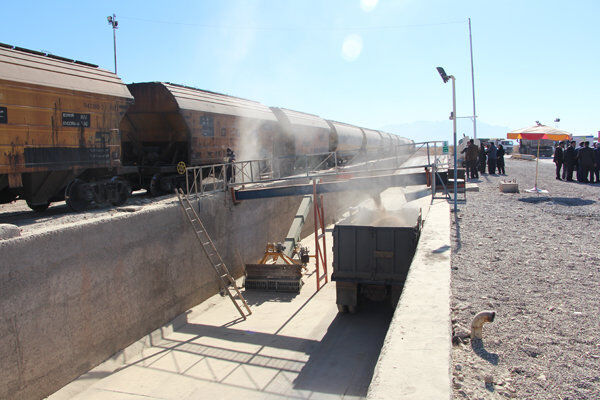پنج هزار تن گندم با قطار به خارج از فارس منتقل شد