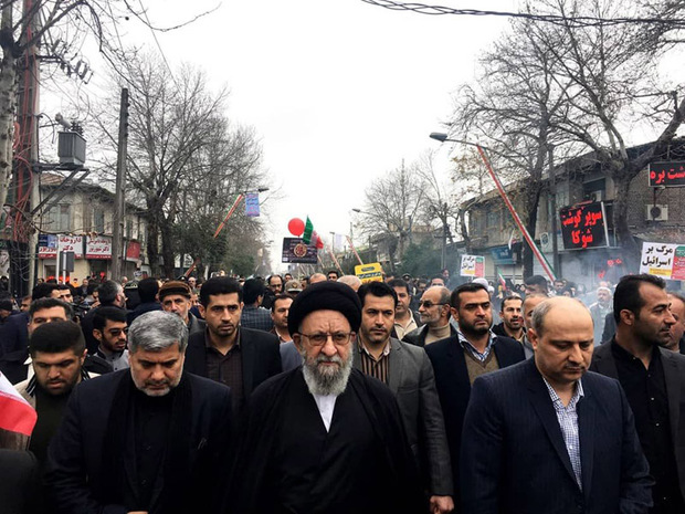 استاندار گلستان: ملت ایران از آرمانهای خود کوتاه نمی اید