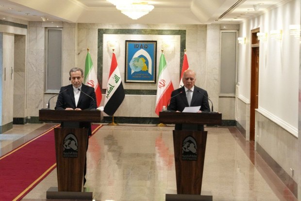 عراقچی: منطقه در وضعیت هشدار به سر می‌برد/ ایران هم آماده جنگ است هم آماده صلح/ وزیر خارجه عراق: بغداد با هرگونه استفاده احتمالی از آسمان عراق علیه کشورهای دیگر مخالف است