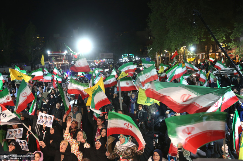 پنجاه و پنجمین شب اجتماع پر شور مردم در میدان تجریش