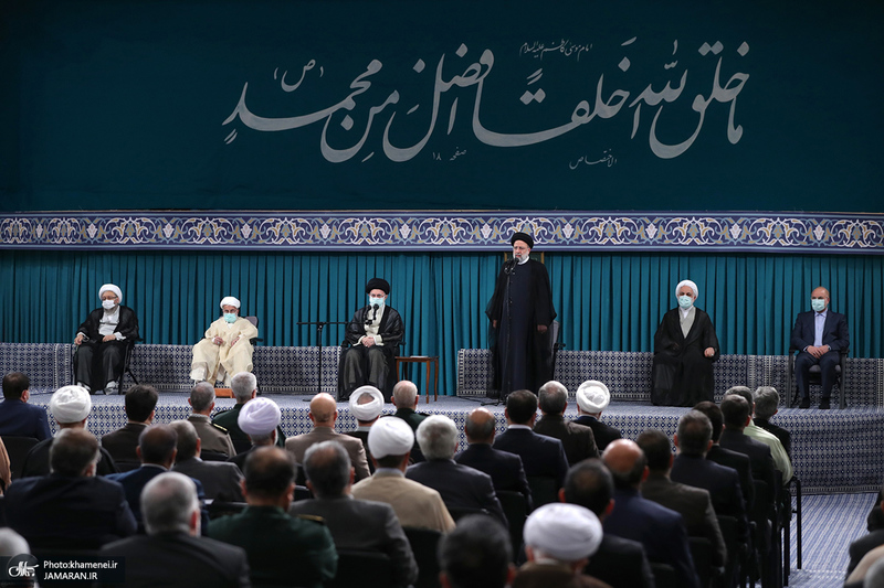 دیدار مسئولان نظام و میهمانان کنفرانس وحدت اسلامى‌ با رهبر معظم انقلاب
