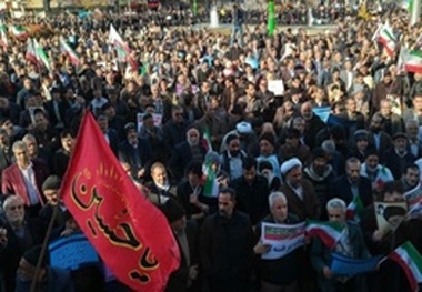 مردم  خمینی‌شهر امروز کفن‌پوش شدند