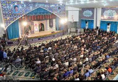 امام حسین (ع )سرود انسانیت است